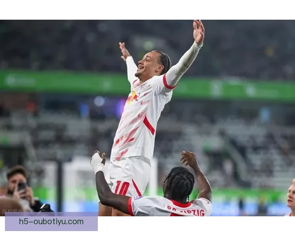 热刺哈维西蒙斯战多特当选最佳