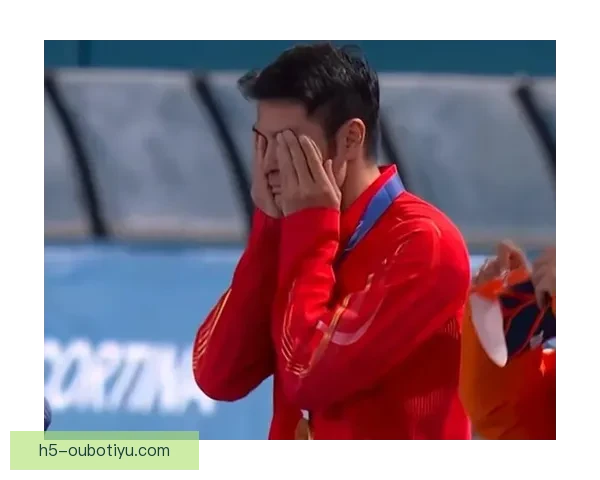 宁忠岩夺冠怒吼登台泪洒唱国歌