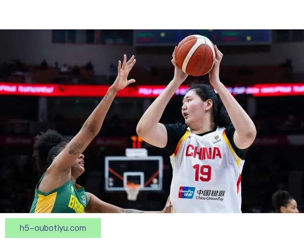 中国女篮世预赛大胜 最大功臣竟是她